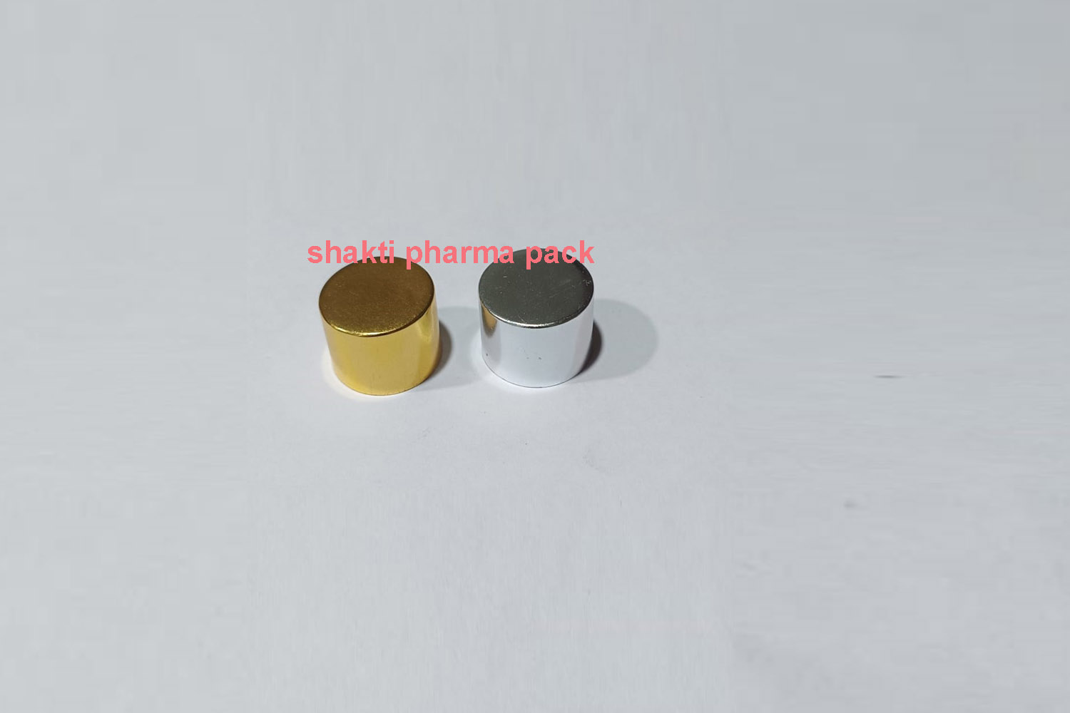 18MM BOTTLE CLOSURE GOLDEN SILVER CAP